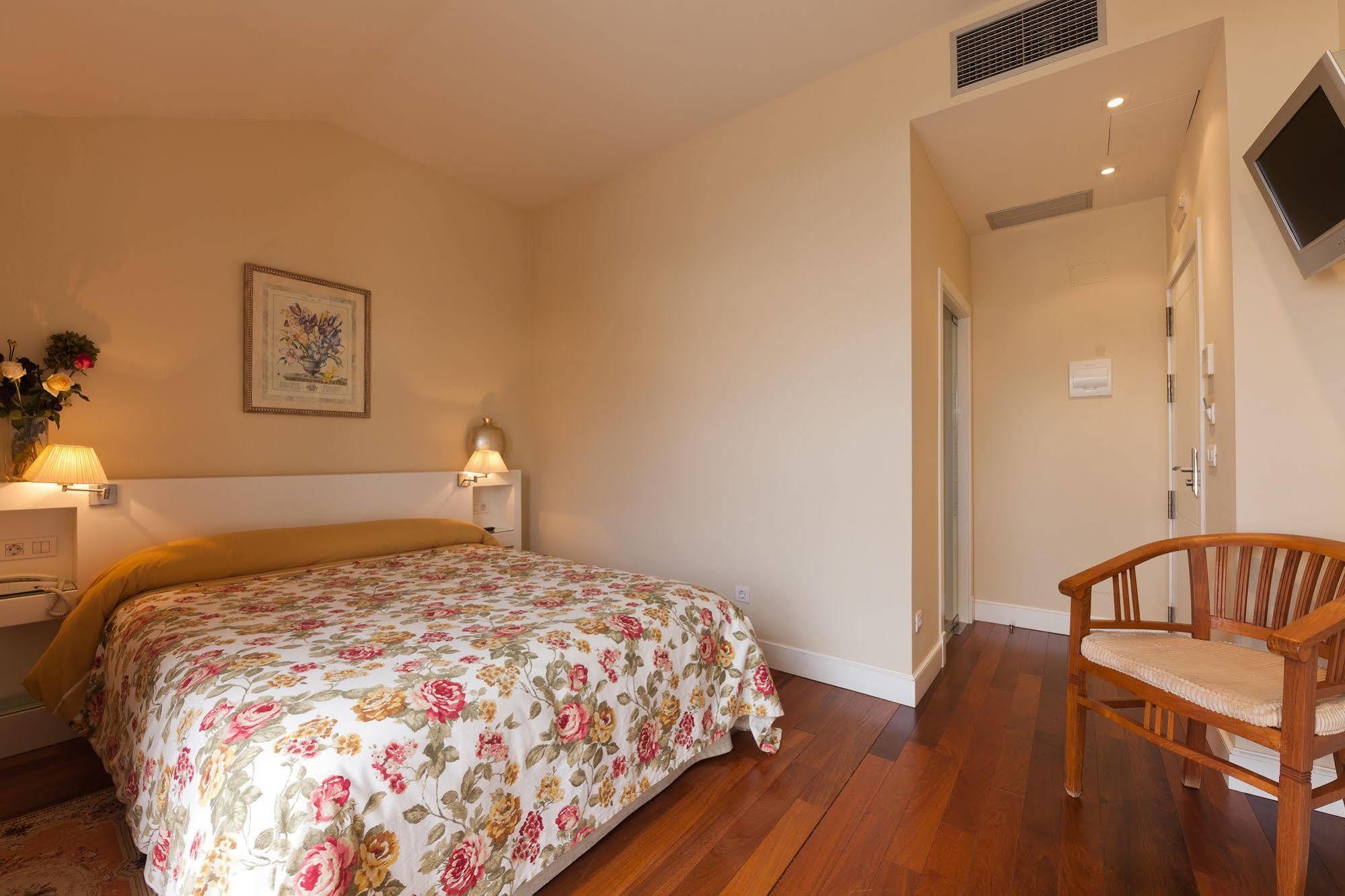 Hotel Puerta Gamboa Vigo Eksteriør billede